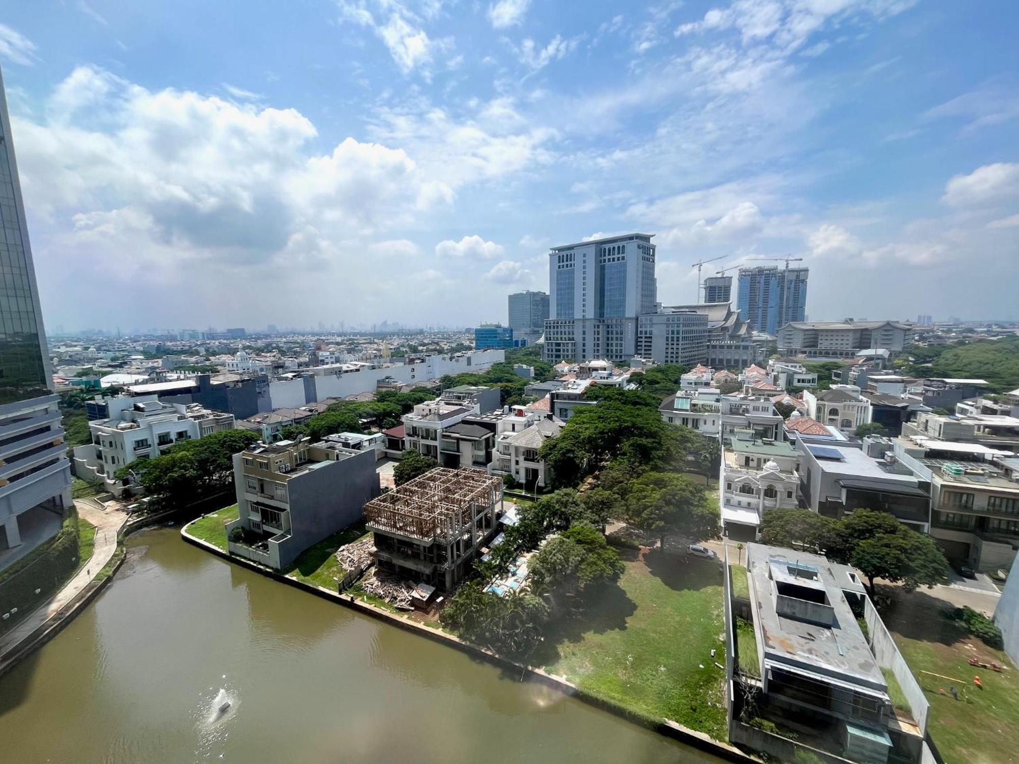 Gold Coast Pik Sea View Apartments By Longesuites Jakarta Rom bilde