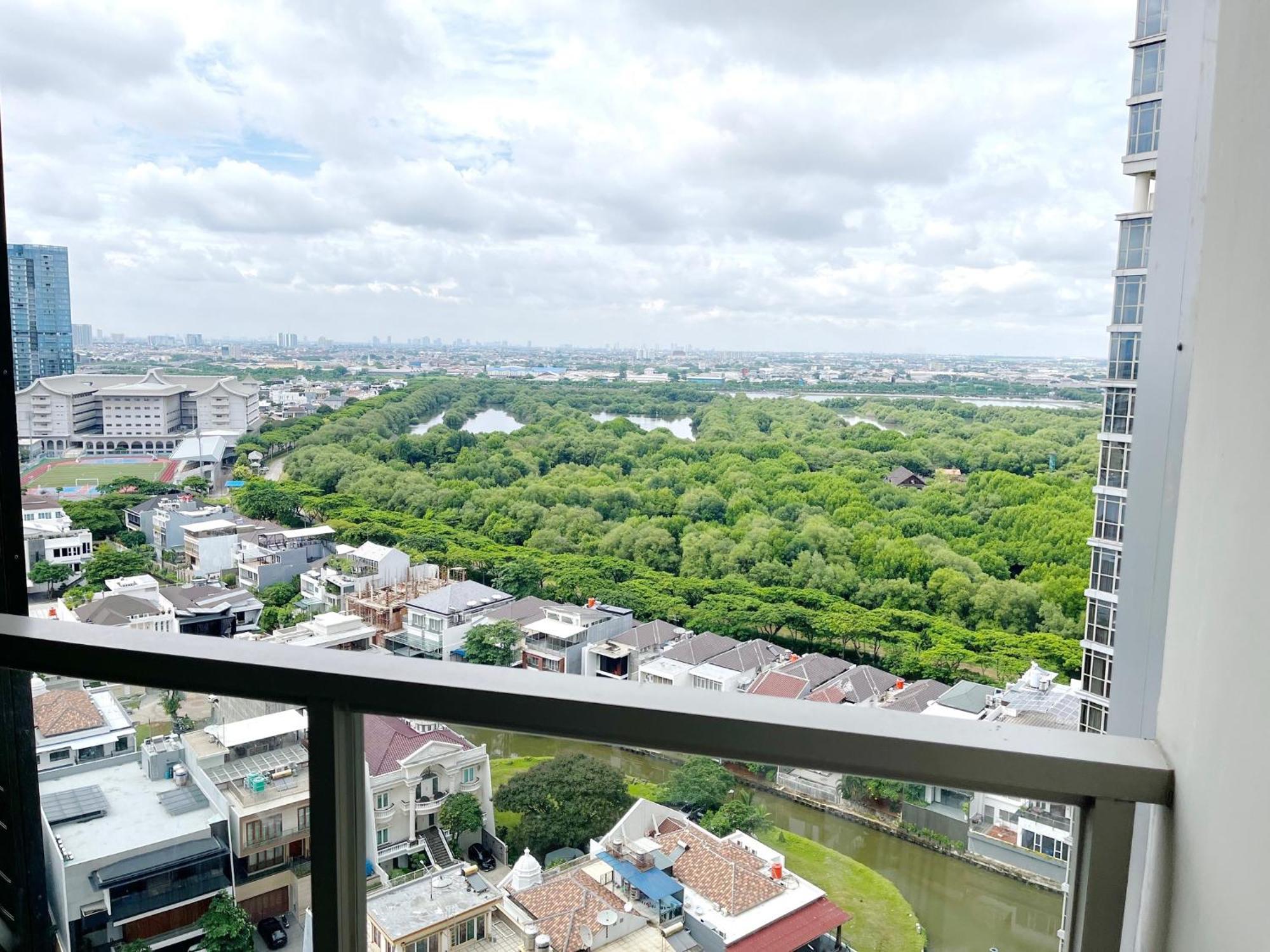 Gold Coast Pik Sea View Apartments By Longesuites Jakarta Eksteriør bilde