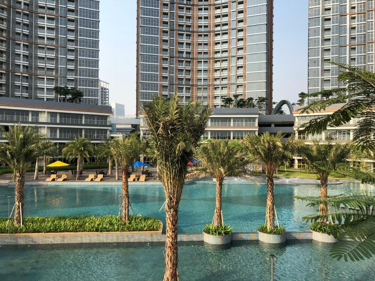 Gold Coast Pik Sea View Apartments By Longesuites Jakarta Eksteriør bilde