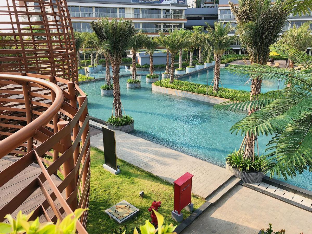 Gold Coast Pik Sea View Apartments By Longesuites Jakarta Eksteriør bilde