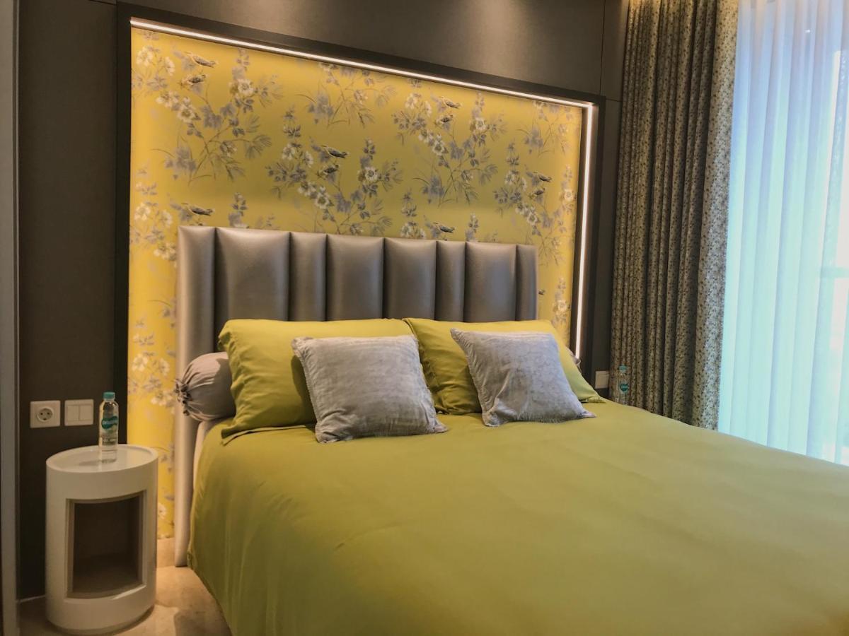 Gold Coast Pik Sea View Apartments By Longesuites Jakarta Eksteriør bilde