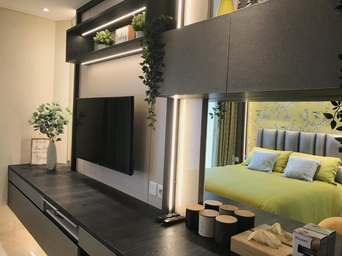 Gold Coast Pik Sea View Apartments By Longesuites Jakarta Eksteriør bilde